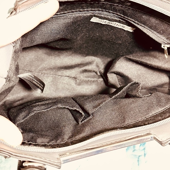 Kenneth Cole Reaction Handbag/Small Tote Gray, Black & White w/Flower tag. - Picture 7 of 16